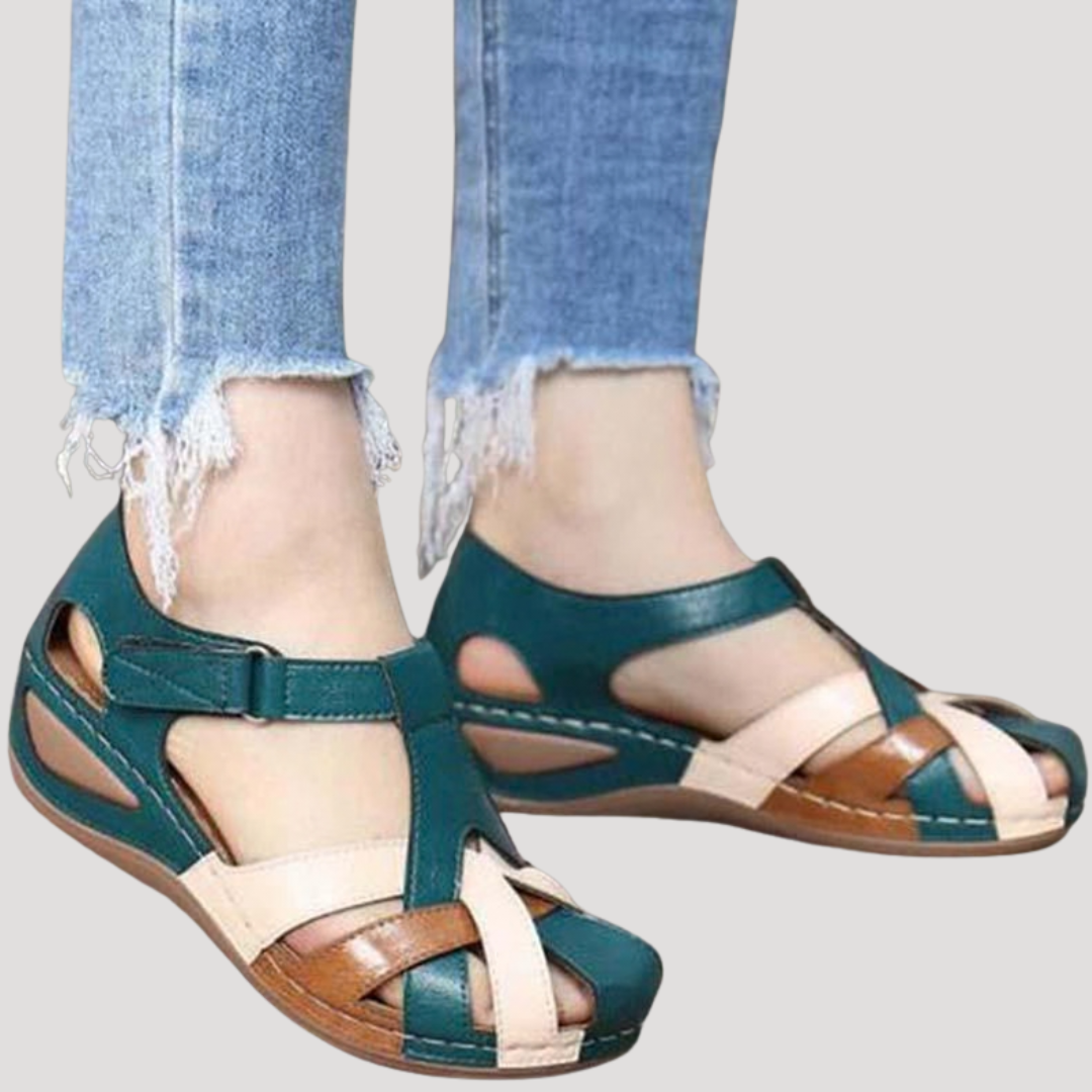 Women’s All-Day Comfort Closed-Toe Walking Sandals 1